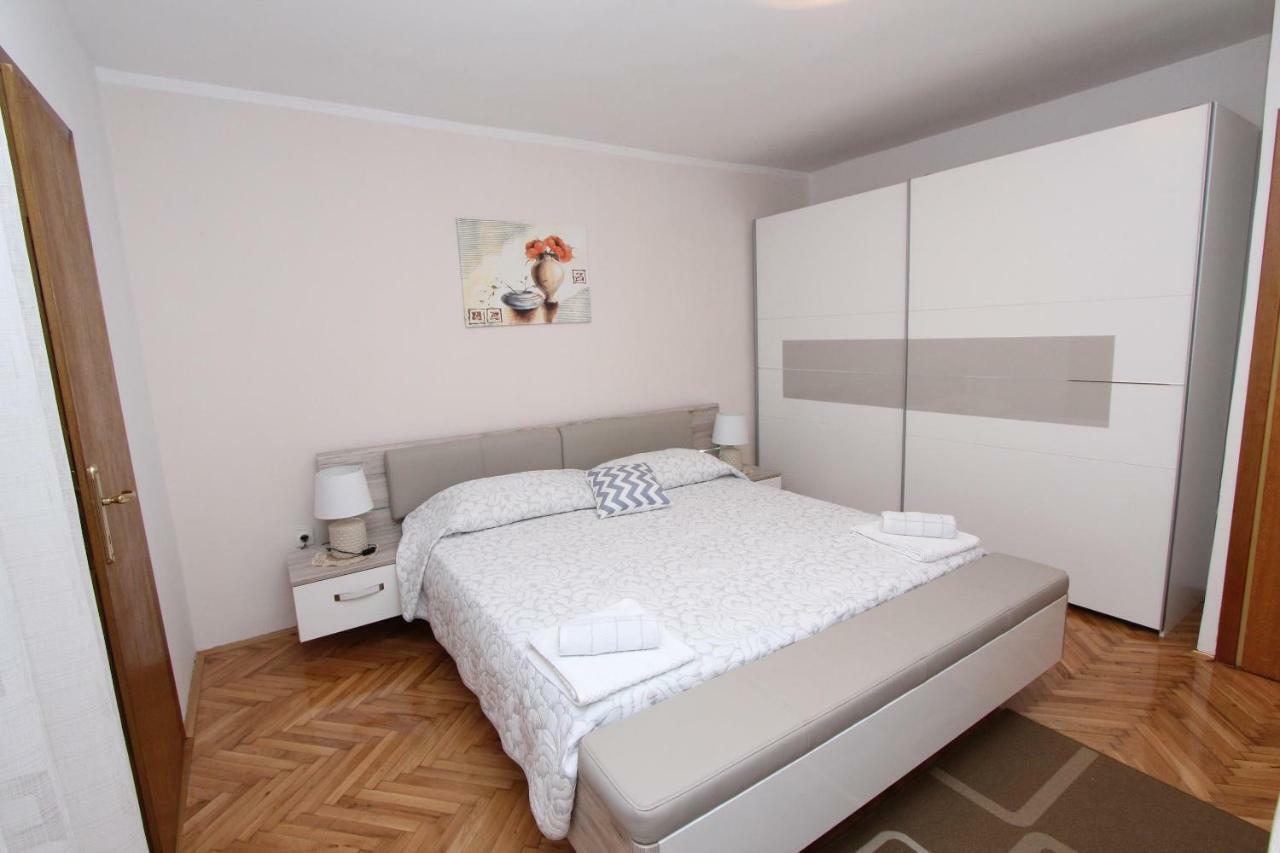 Apartments Divna Rovinj Luaran gambar